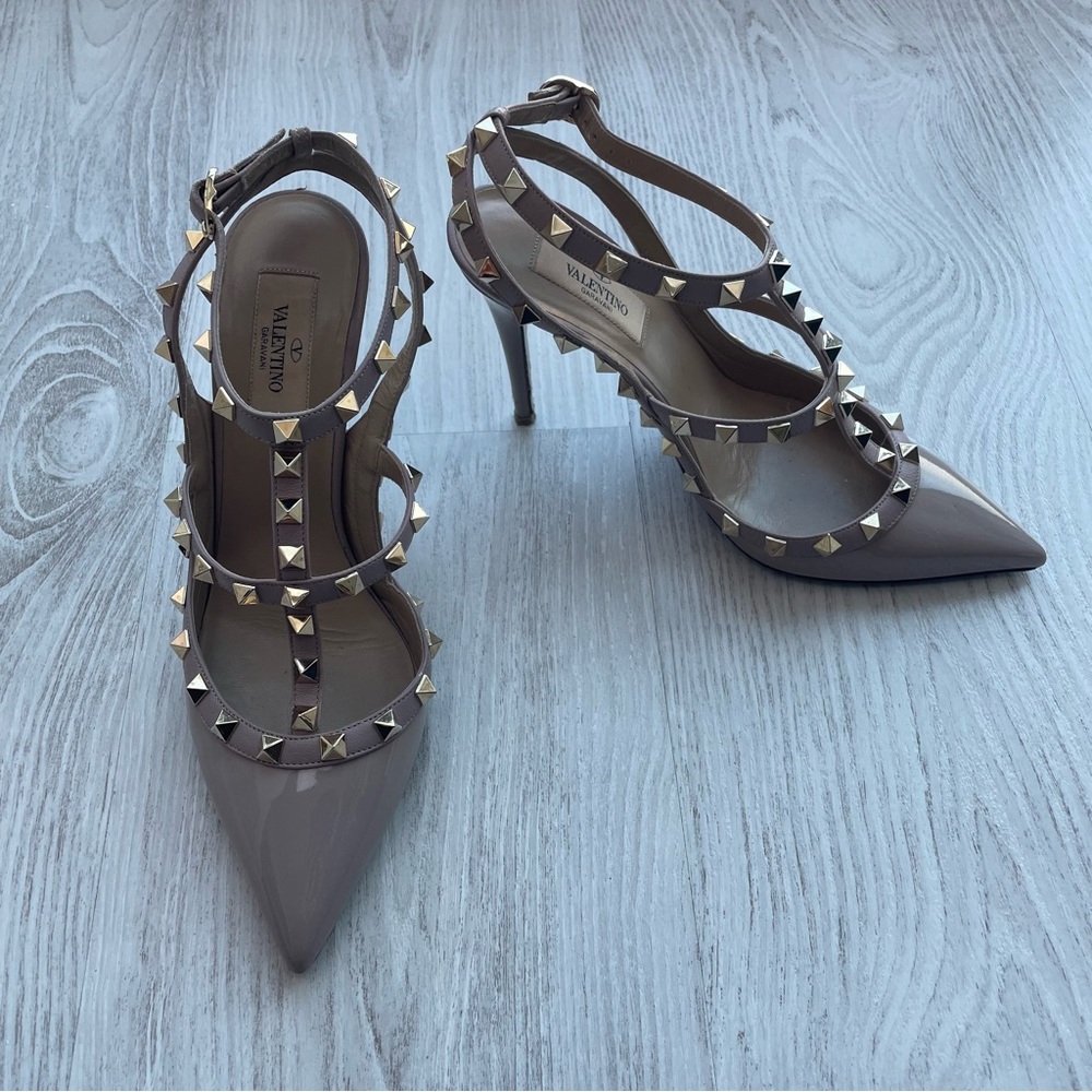 Valentino Rockstud Taupe Patent Leather Pointed Toe Heels